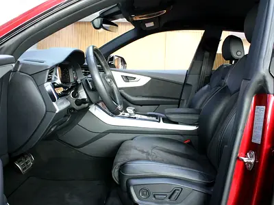 2021 AUDI SQ8 photo 9