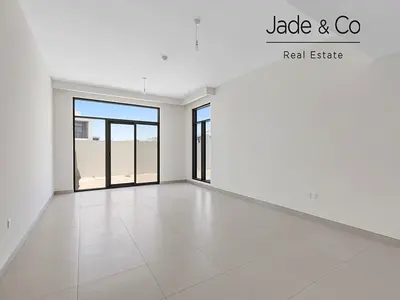 Community Expert | Single Row | Tenanted