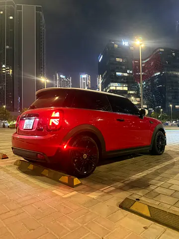 صورة 3 لـ 2024 MINI COOPER