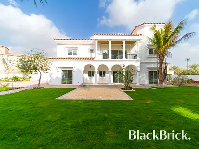 Luxury Villa | 6 Beds | Vacant