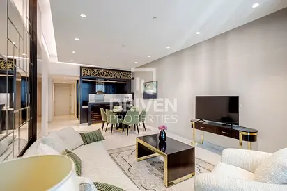 Ready to Move in |Mid Floor | Unique Layout