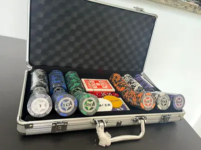 Poker chips