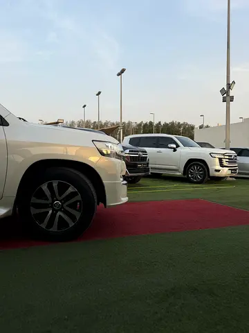 2018 Toyota LAND CRUISER 照片 17