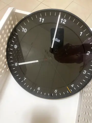 Braun wall clock - black glass face, good working condition