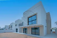Single Row Corner | Facing Golf Course | Pool View