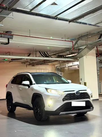 Toyota RAV4 VXR Hybrid 2021 | GCC Specs | Full Toyota Service History