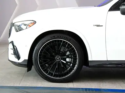صورة مصغرة 8 لـ 2025 Mercedes-BENZ GLC