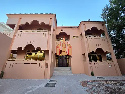 Near beach brand new luxury 5 bedroom villa open view 4 balcony wardrobes hall Majlis 2 kitchen 130k