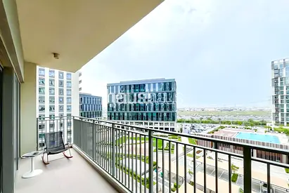 Great Views | Closed Kitchen | MAIDS | Bright