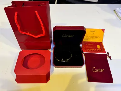 Carter nail bangle highly quality best for gift (Gold)