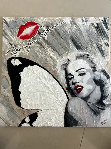 Hand-painted Marilyn Monroe Pop Art Canvas and Arabic Eyes painting