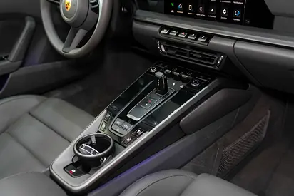 صورة مصغرة 18 لـ 2024 Porsche 911