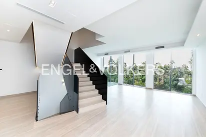 Rare Corner Unit | Single Row | Lagoon Facing
