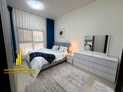 شقة فاخرة للإيجار الشهري – غرفة وصالة مع بلكونه اطلاله مميزه مفروشة بالكامل فرش جديد سوبر ديلوكس مع مطبخ مجهز بالكامل بأحدث الأجهزه