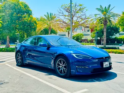 2022 Tesla MODEL S 照片 2