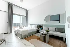 MBR | MAG 890 Studio | Free WiFi