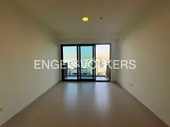 Vacant | Mid Floor | Prime Location