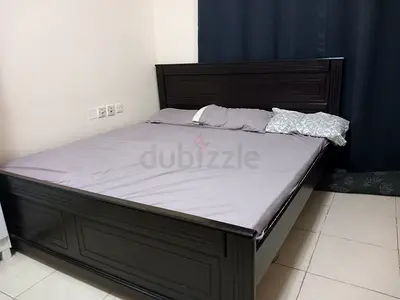 King size bed and mattress