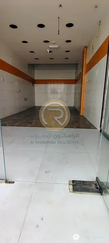 Commercial Shop for Rent on Wasit Street