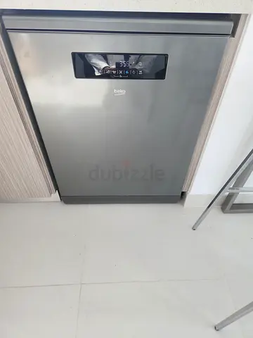 Built-in stainless steel dishwasher - good working condition