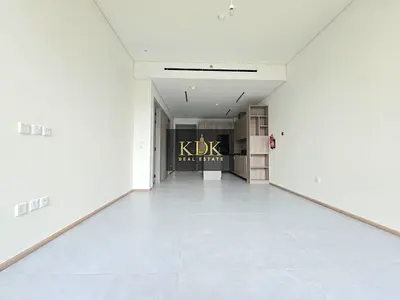 Modern Living | Unfurnished Unit | Pool View