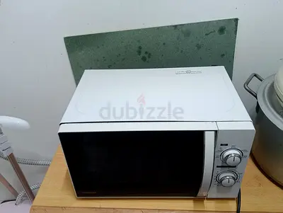 TOSHIBA 20L MECHANICAL CONTROL MICROWAVE OVEN