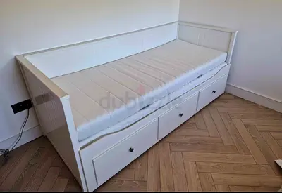 Ikea Day bed with mattress available in perfect condition