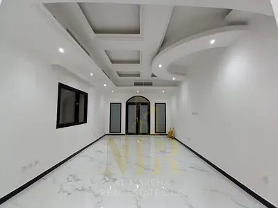 فرصة نادرة بالمويهات 1 | فيلا كورنر 5 غرف | مقابل نستو | شامل الخدمات