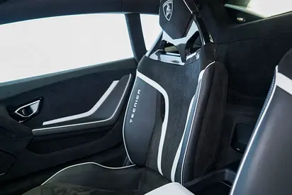 صورة 11 لـ 2023 Lamborghini HURACAN