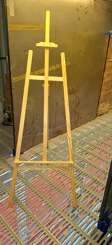 Adjustable Wooden Artist Easel - Lightweight Studio Easel