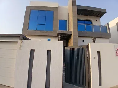 فيلا مودرن للإيجار السنوي | الحوشي - الشارقة الإيجار السنوي: 150,000 درهم الدفع: 4 دفعات