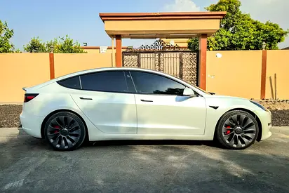 2021 Tesla MODEL 3 — фото 4