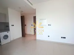 High Floor | Vacant | Downtown Skyline Views