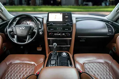2023 Infiniti QX80 照片 8