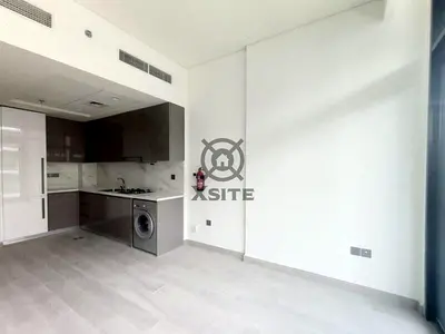 Homely 1 BR | On High Floor | Unfurnished