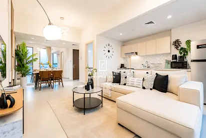 FULLY FURNISHED | BRIGHT APARTMENT | HIGH FLOOR