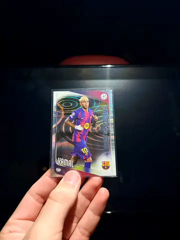 Lamine yamal logofractor parallel #10