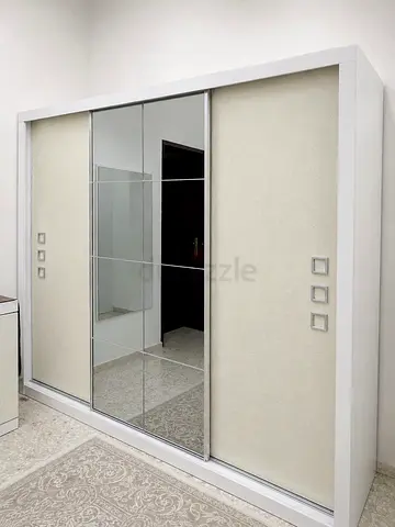 White Sliding Wardrobe with Central Mirror - Good Condition