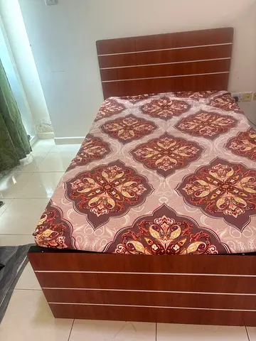 Bed and mattress