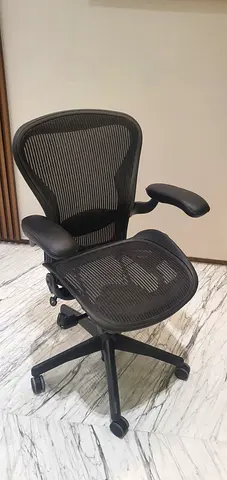 Herman Miller Areon Classic chairs For selling