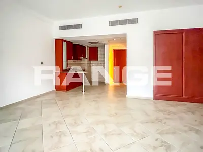 Well-maintained| Vacant | Prime Location