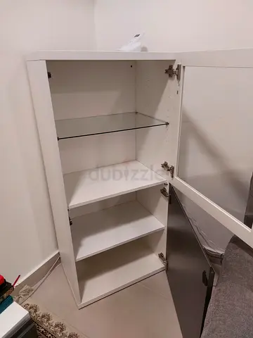 White display cabinet with glass shelf and storage - very good condition