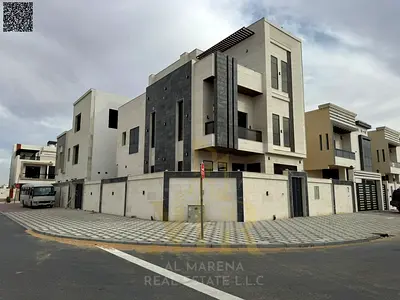 Luxury Corner Villa | 7 Master Bedrooms & Spacious Layout