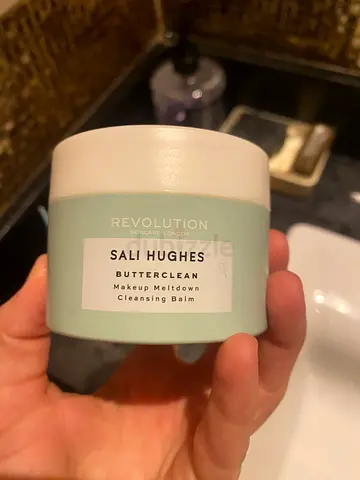 revolution sali hughes make up Cleaning