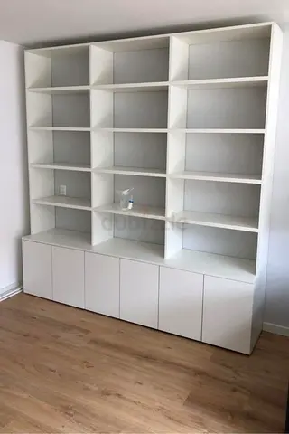 Luxury Built-In Shelving Design