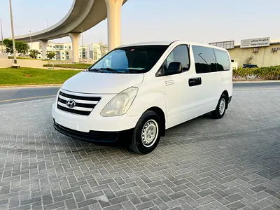 Hyundai h1 12 seater 2018 good conditions free accident