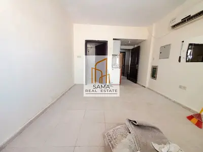 LOW PRICE STUDIO WITH SIDE KITCHEN AND SPLIT AC GOOD FOR FAMILY RENT 15K
