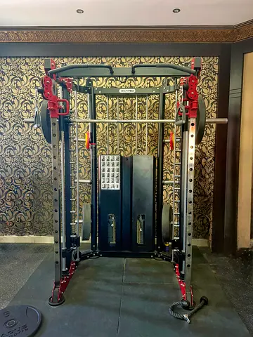 Multi functional Power Rack / Smith Machine-  Cable Pulley and Accessories - Good Condition