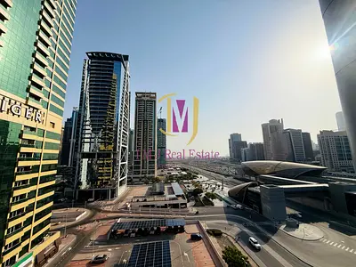 UNFURNISHED | NEAR METRO | AVAILABLE IN AUGUST