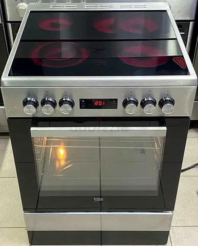 Beko Electric Cooker 4 Burners 60×60cm Mint Condition